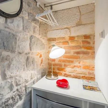 & Dujam Affittacamere