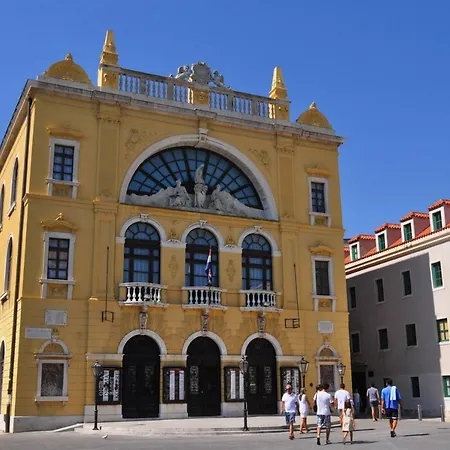 Maison d'hôtes & Dujam 4*