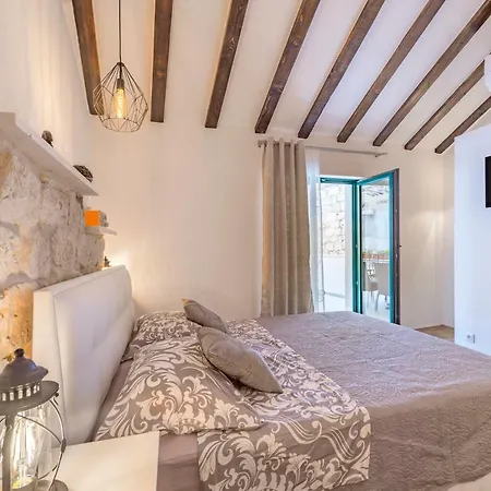 & Dujam 4* Сплит